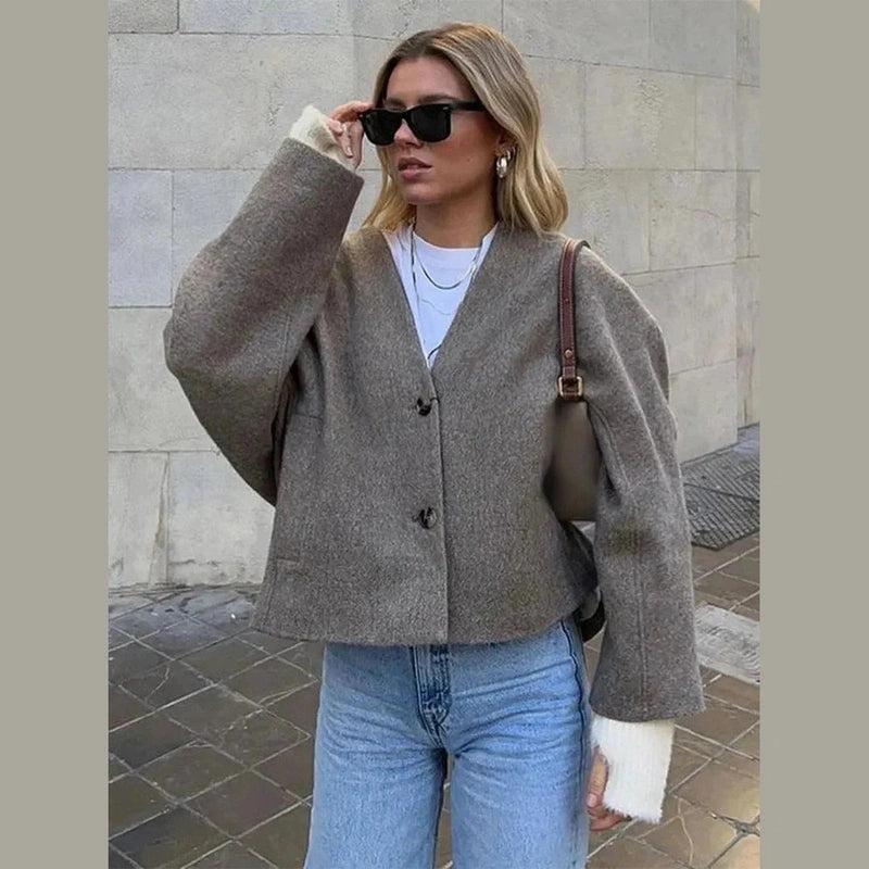 Bonjour MelbourneSweaterChloe - Stylish Oversized Blazer for Effortless Minimalist Comfort