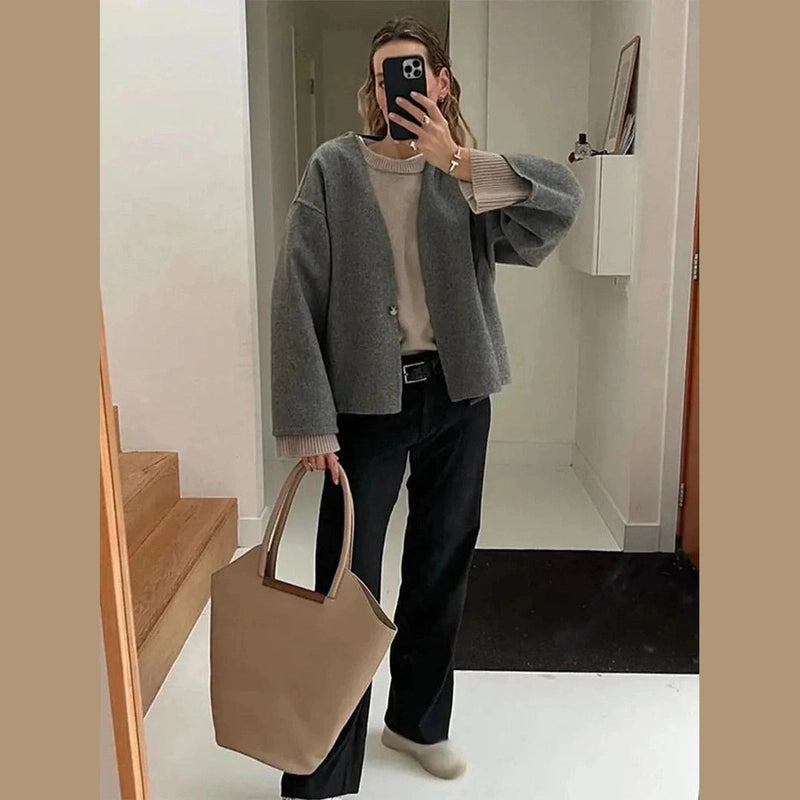 Bonjour MelbourneSweaterChloe - Stylish Oversized Blazer for Effortless Minimalist Comfort