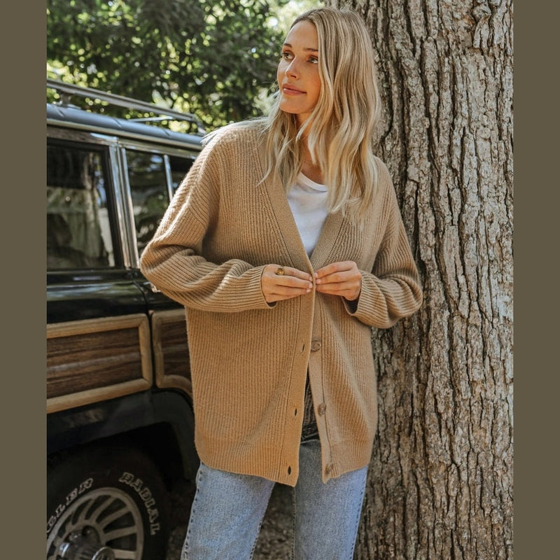 Bonjour MelbournesweatersCozy Oversized Knit Cardigan: Luxurious Soft Wool Blend for Lasting Comfort