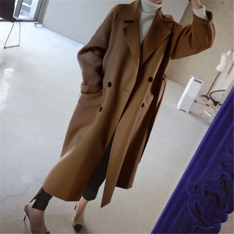 Bonjour Melbourne-Sophia - Timeless Wool Coat with Elegant Design and Convenient Pockets
