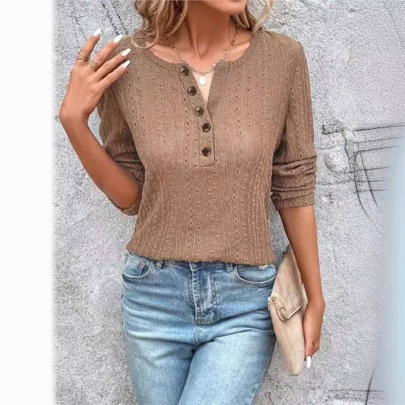 Bonjour MelbourneTruiKira - Chic Sweater Offering Luxurious Comfort and Timeless Elegance