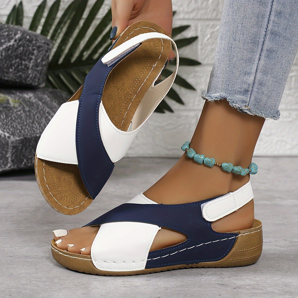 Breathable Women's Sandals for All-Day Comfort and Style 2