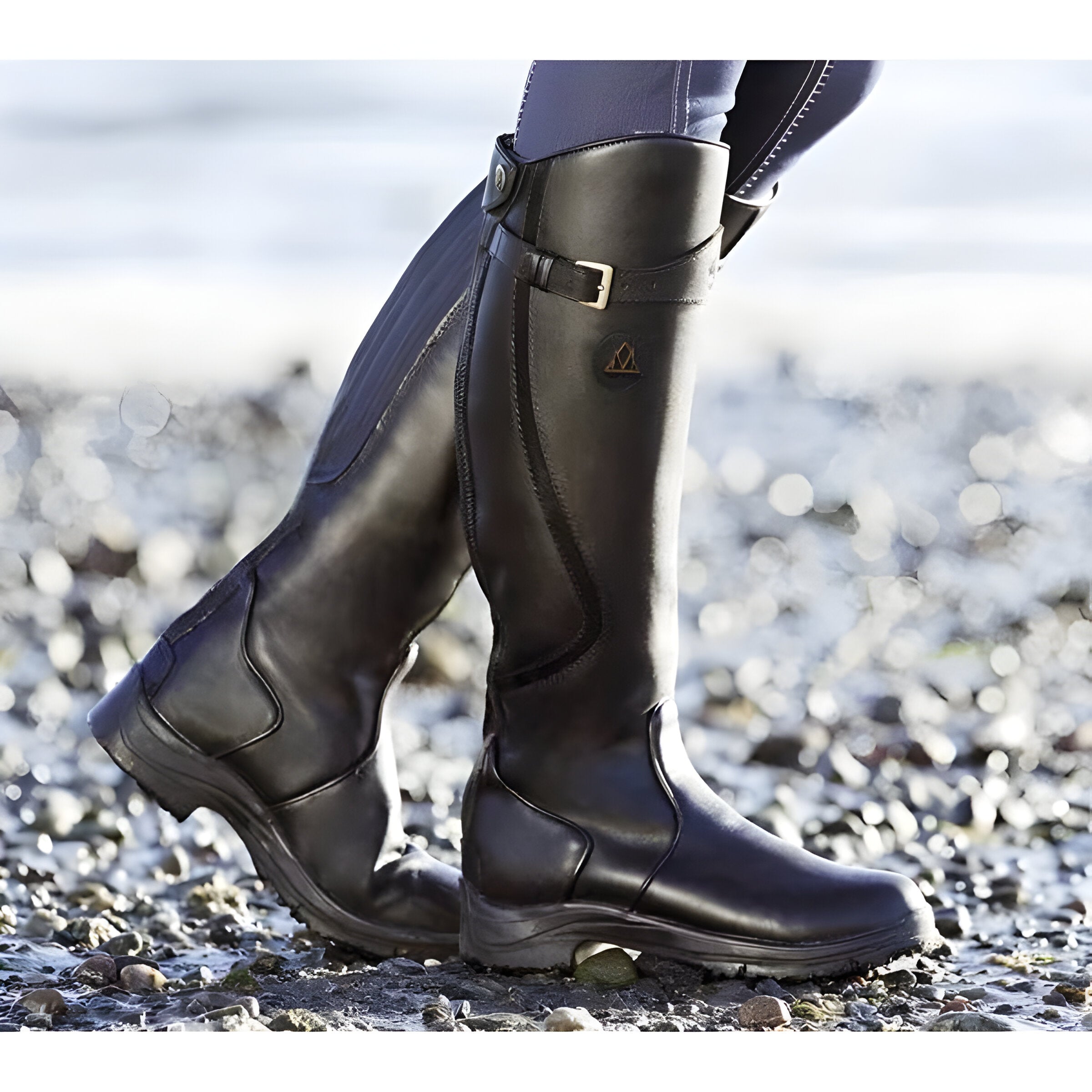 Stylish Supportive Leather Boots for All-Day Comfort 3