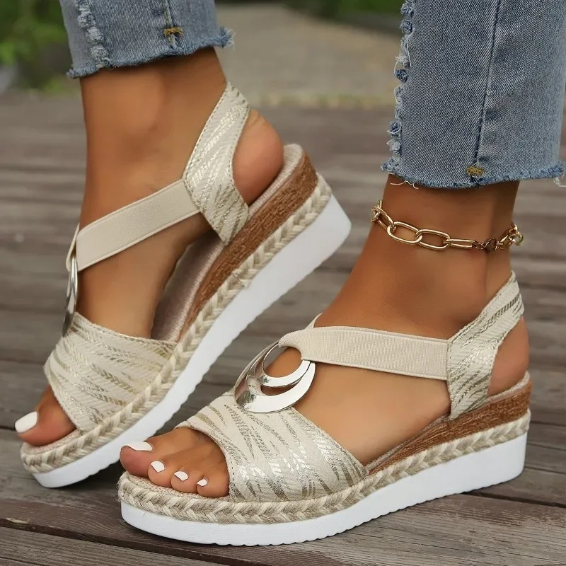 Stylish Women's Sandals - Breathable Summer Comfort 4
