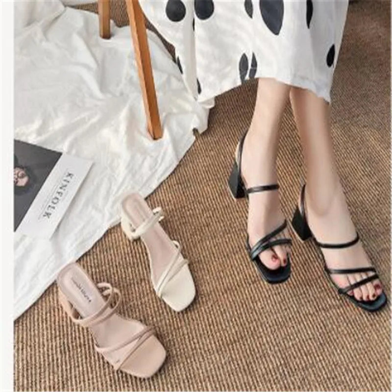 Stylish Women's Sandals for All-Day Comfort and Support 3