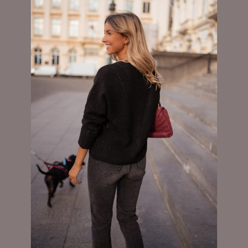 Bonjour MelbourneWomen's CardigansElegant Women's Long Cardigan for Versatile Layering 