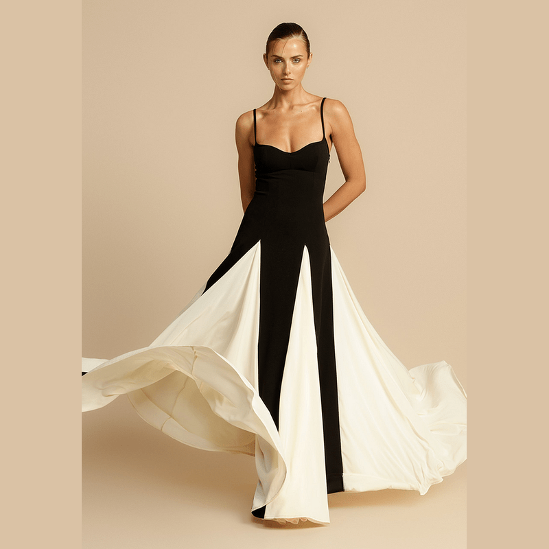 Bonjour MelbourneWomen’s DressesElegant Women's Maxi Dress - Heart-Shaped Neckline, Sapphire 