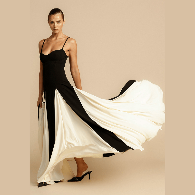 Bonjour MelbourneWomen’s DressesElegant Women's Maxi Dress - Heart-Shaped Neckline, Sapphire 