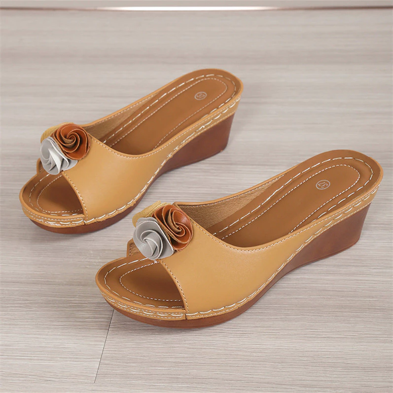 Comfortable Women's Sandals with Wedge Heel for All-Day Wear 7