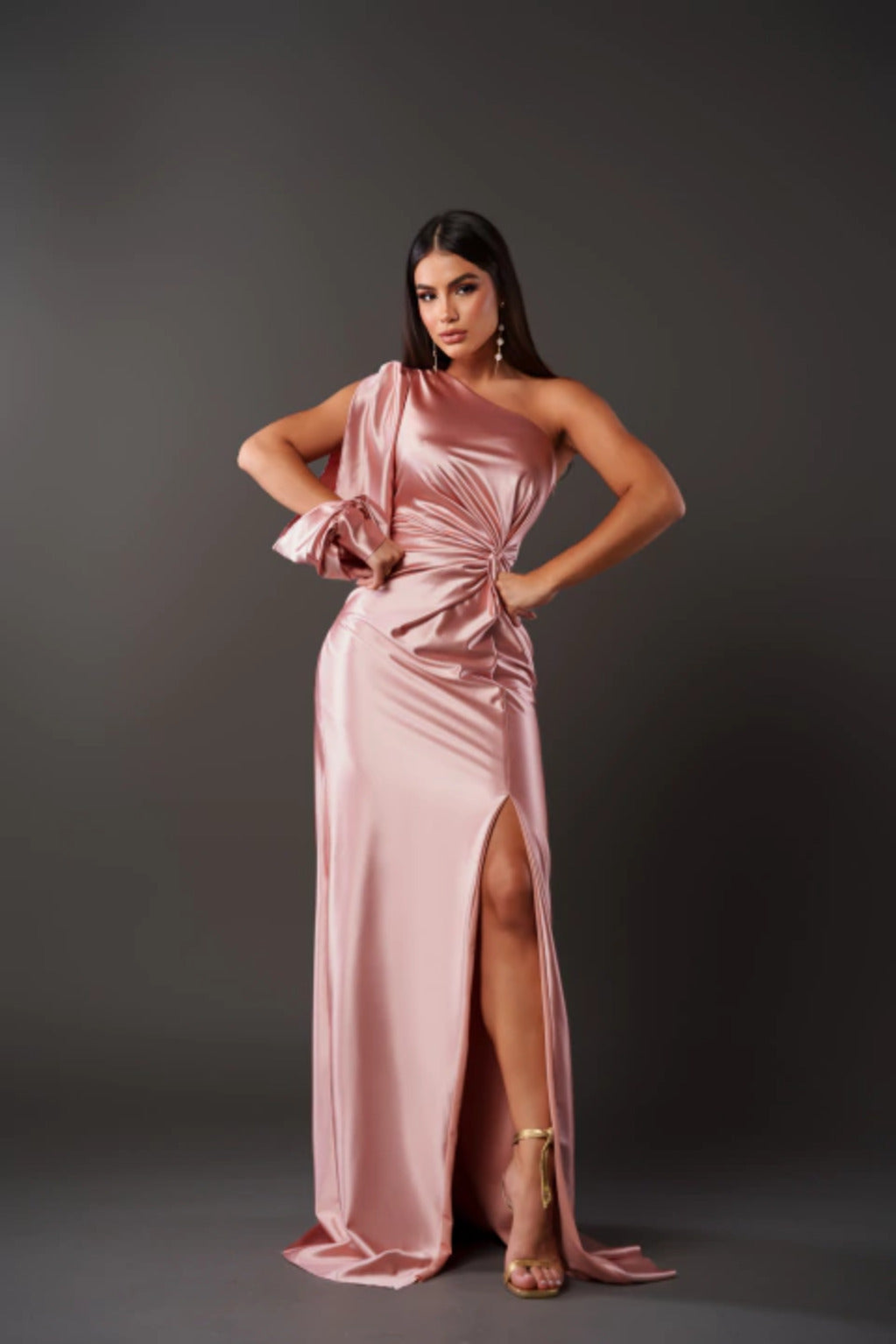 Elegant One-Shoulder Black Evening Dress for Formal Events 11